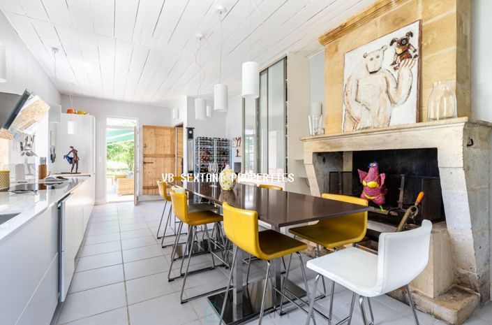 Image No.7-Propriété de 4 chambres à vendre à Langoiran