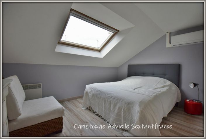 Image No.12-4 Bed Property for sale