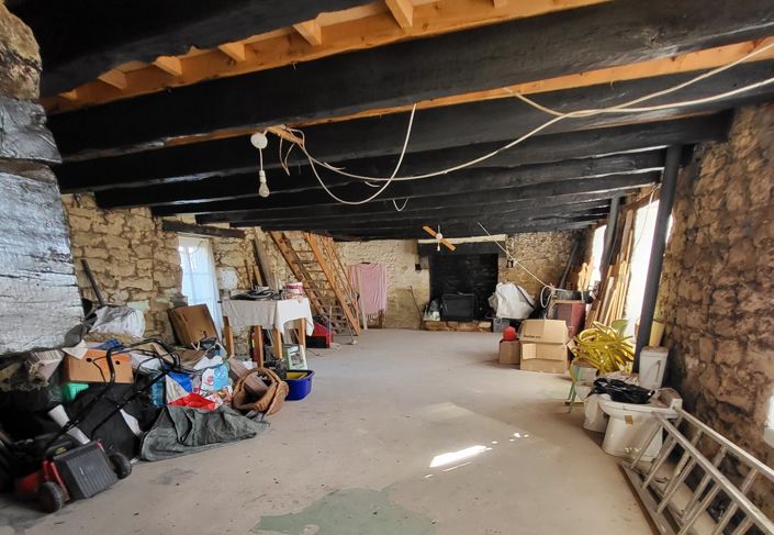 Image No.3-Propriété à vendre à France