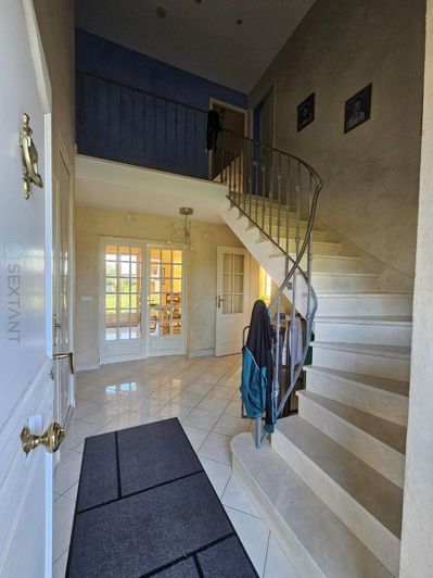 Image No.3-6 Bed House for sale