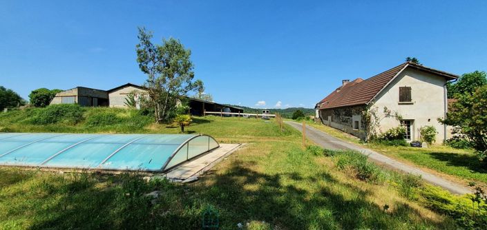 Image No.2-Propriété de 5 chambres à vendre à Nabirat