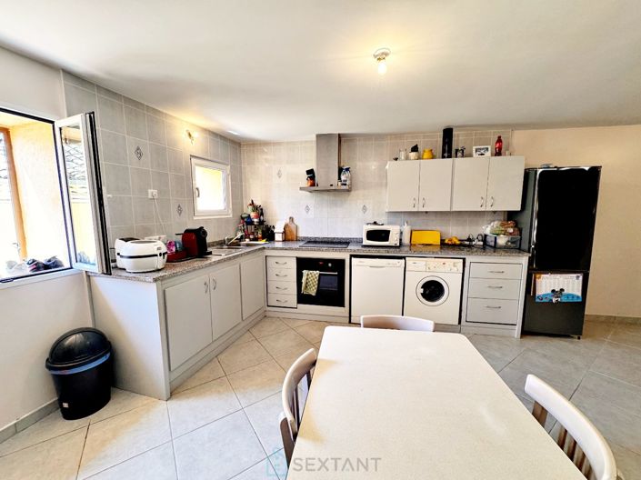 Image No.2-Propriété de 1 chambre à vendre à Castellane