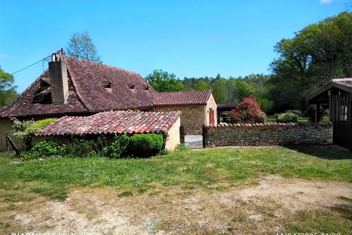 Image No.16-3 Bed Property for sale