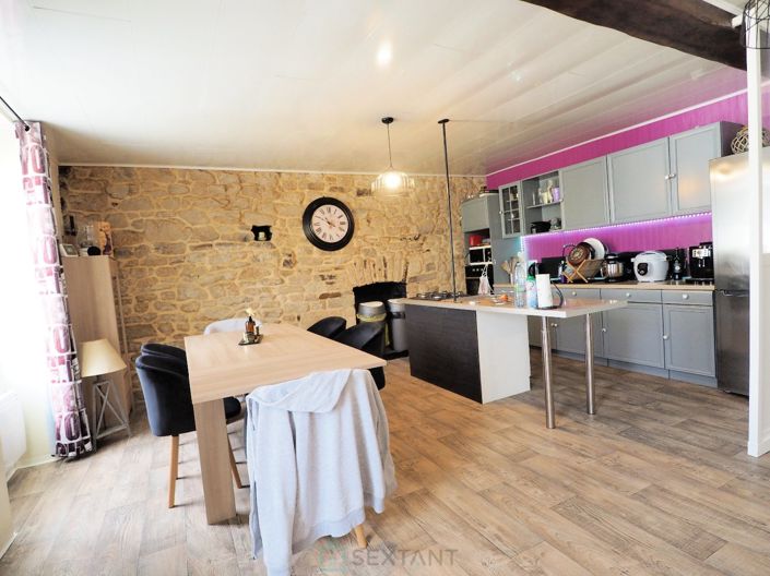 Image No.2-2 Bed Property for sale