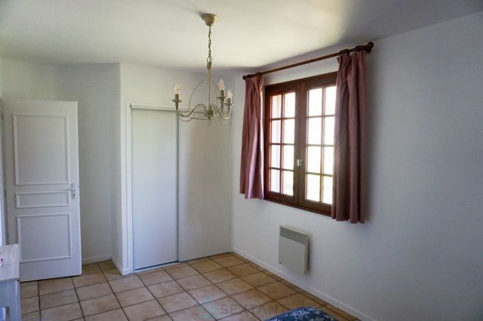 Image No.15-Propriété de 4 chambres à vendre à Saint-Romain-et-Saint-Clément