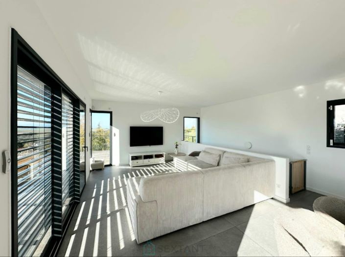 Image No.7-Propriété de 4 chambres à vendre à Dallet