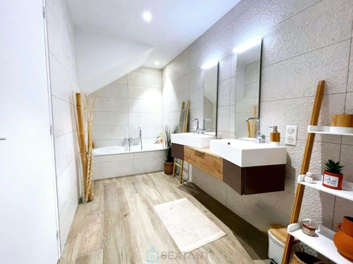 Image No.9-Propriété de 4 chambres à vendre à Dallet