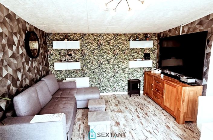 Image No.6-2 Bed House for sale