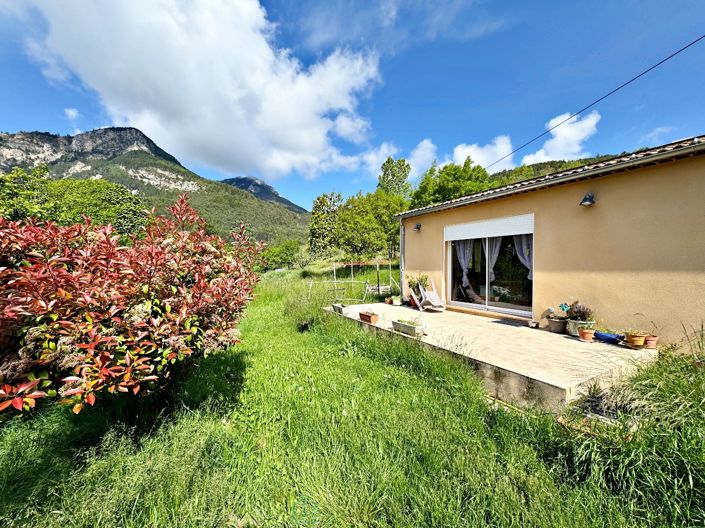 Image No.2-Propriété de 1 chambre à vendre à Castellane