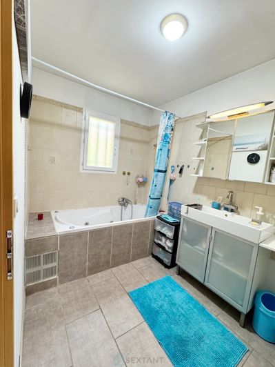 Image No.8-Propriété de 1 chambre à vendre à Castellane