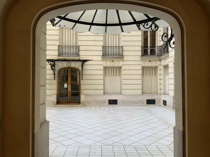 Image No.8-Studio for sale