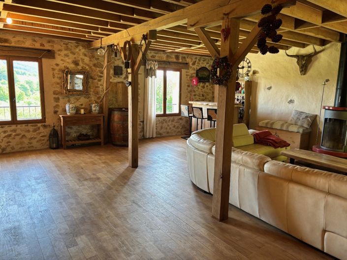 Image No.8-Propriété de 2 chambres à vendre à Chamberet