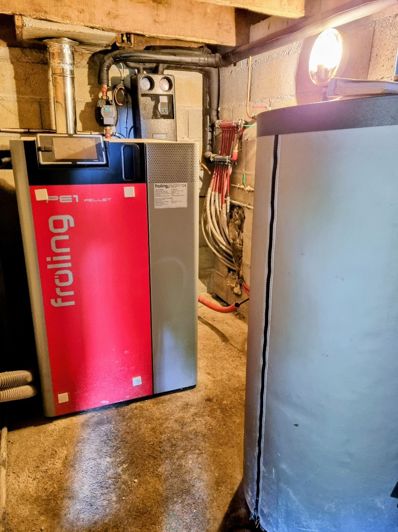 Image No.22-6 Bed Property for sale