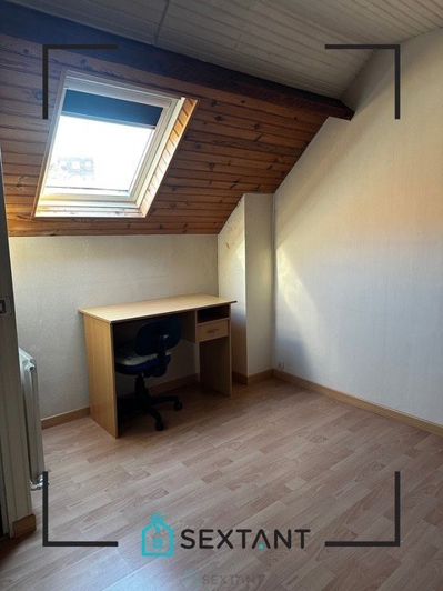 Image No.6-4 Bed Property for sale