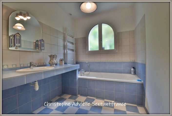 Image No.7-Propriété de 3 chambres à vendre à Yvrac