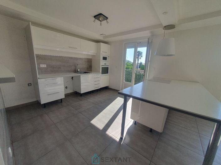 Image No.4-Propriété de 3 chambres à vendre à Pia