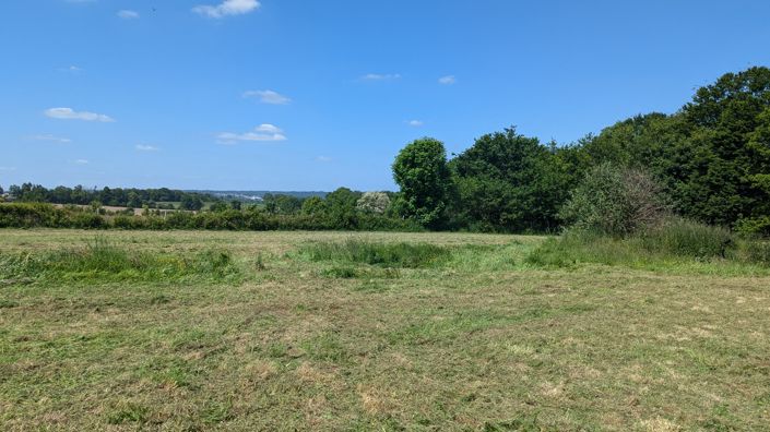 Image No.11-3 Bed Property for sale