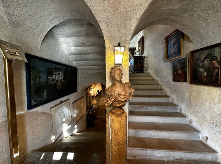 Image No.7-Châteaux de 16 chambres à vendre à Le Monestier