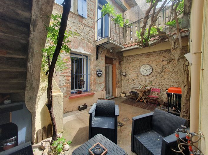 Image No.10-3 Bed House for sale