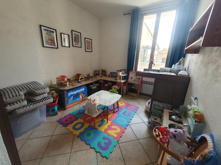 Image No.6-3 Bed House for sale