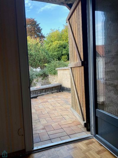 Image No.12-5 Bed House for sale