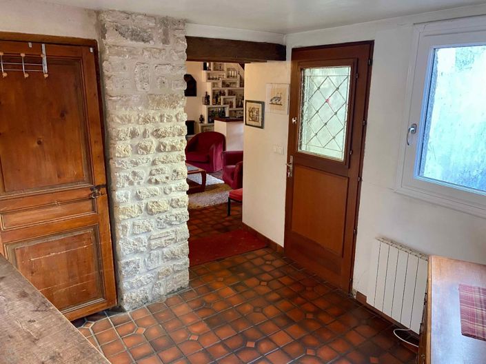 Image No.6-5 Bed House for sale