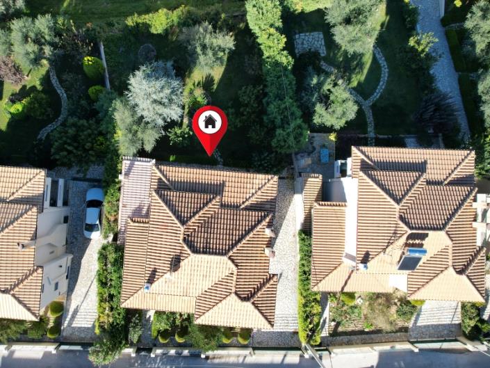 Image No.9-4 Bed House for sale