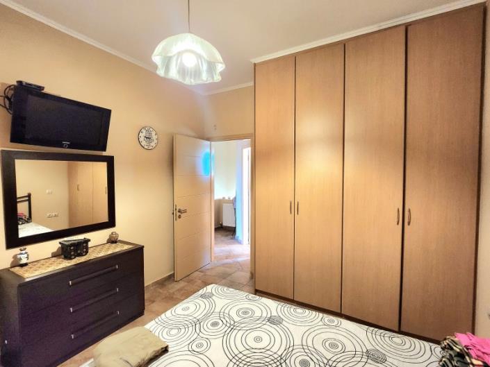 Image No.23-4 Bed House for sale