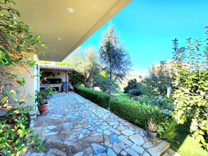 Image No.29-4 Bed House for sale