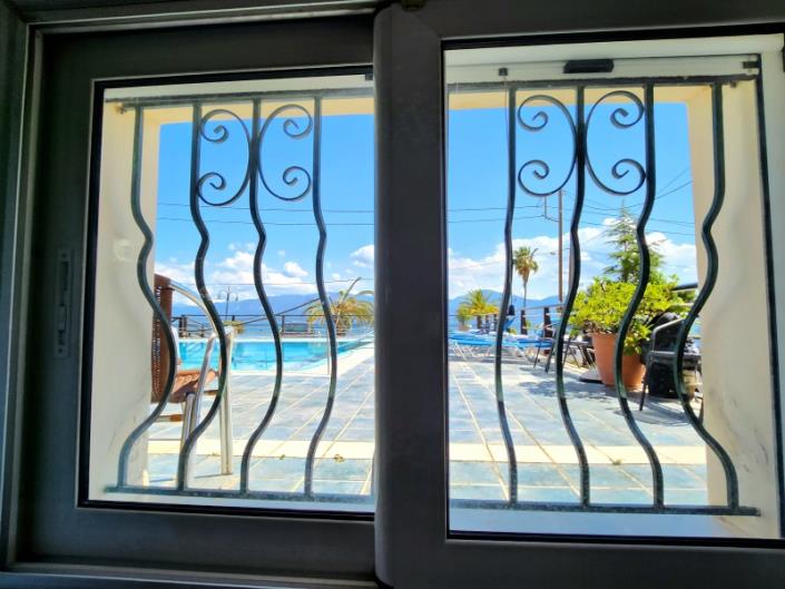 Image No.21-4 Bed House for sale