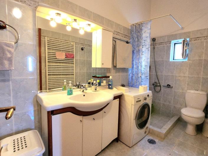 Image No.13-4 Bed House for sale