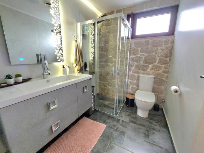 Image No.18-3 Bed Villa for sale