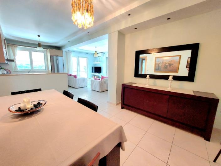 Image No.17-3 Bed Apartment for sale