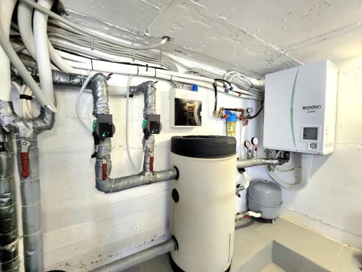 Image No.33-3 Bed House for sale