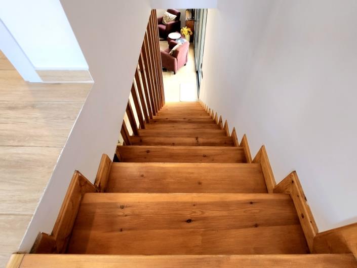 Image No.17-3 Bed House for sale