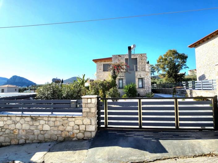 Image No.42-3 Bed House for sale