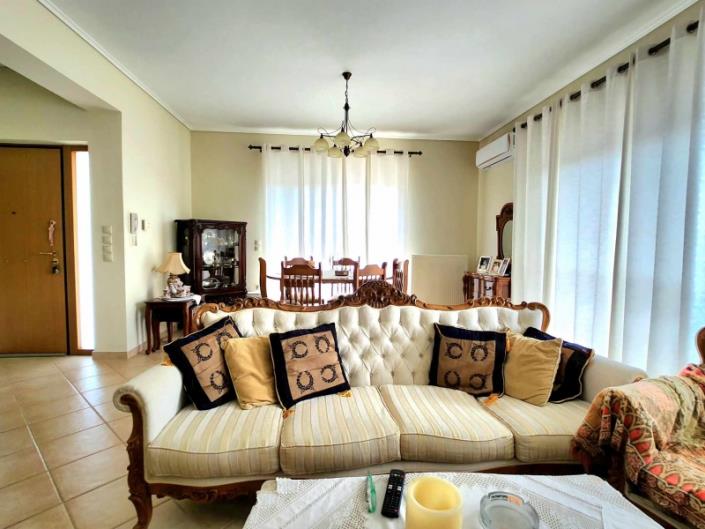 Image No.17-4 Bed House for sale