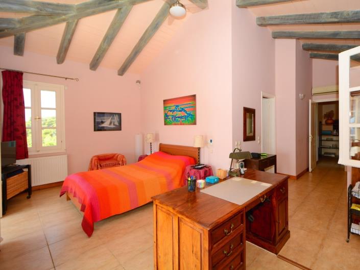 Image No.10-4 Bed Villa / Detached for sale