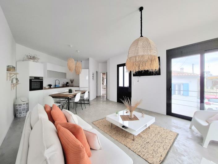 Image No.3-Maison de 2 chambres à vendre à Ermioni