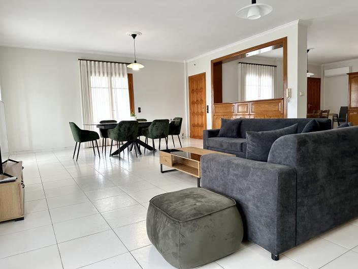 Image No.10-4 Bed House/Villa for sale