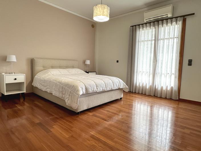 Image No.17-4 Bed House/Villa for sale