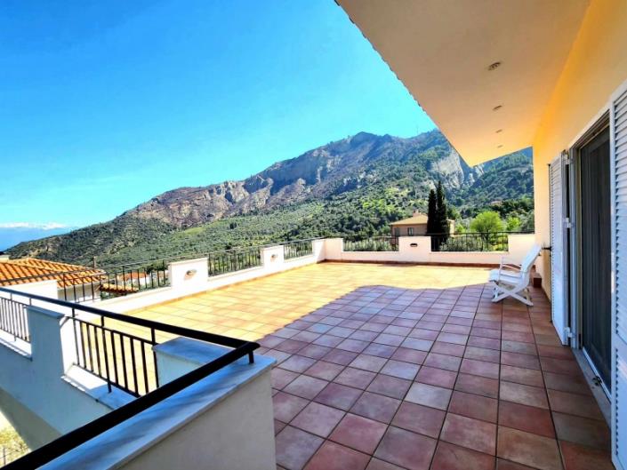 Image No.6-6 Bed Duplex for sale