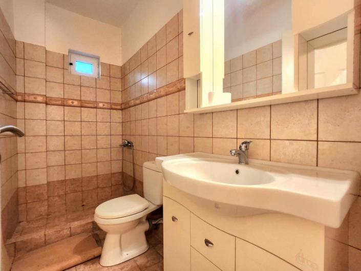 Image No.20-6 Bed Duplex for sale