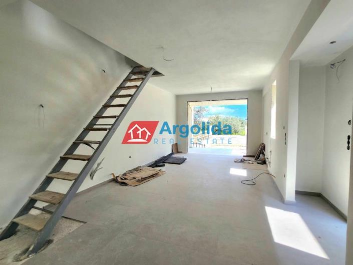 Image No.10-Maison de 2 chambres à vendre à Corinthia