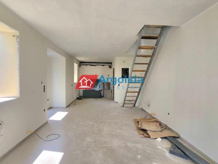 Image No.23-Maison de 2 chambres à vendre à Corinthia