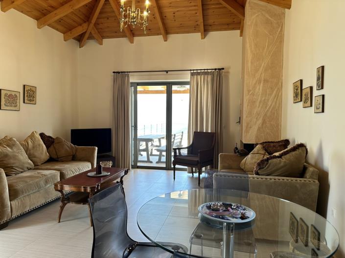 Image No.10-Maison / Villa de 4 chambres à vendre à Kiveri