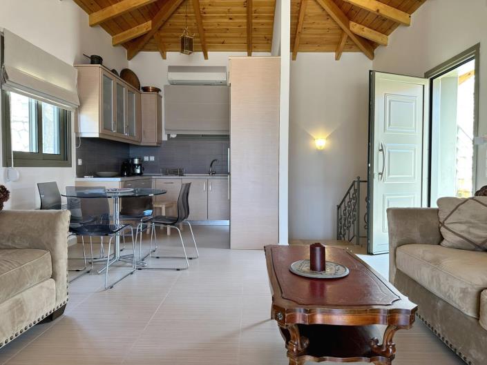 Image No.12-Maison / Villa de 4 chambres à vendre à Kiveri