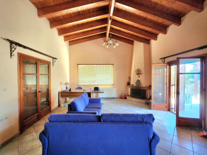 Image No.4-Maison de campagne de 3 chambres à vendre à Argos