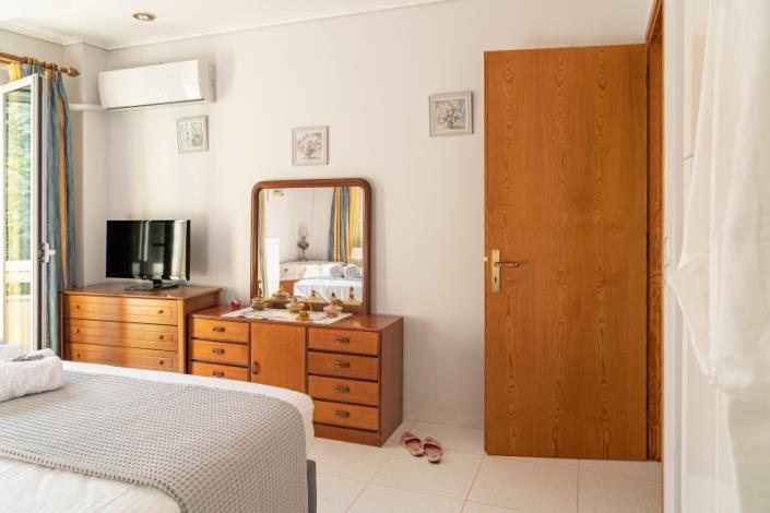 Image No.19-Villa de 5 chambres à vendre à Kato Diminio