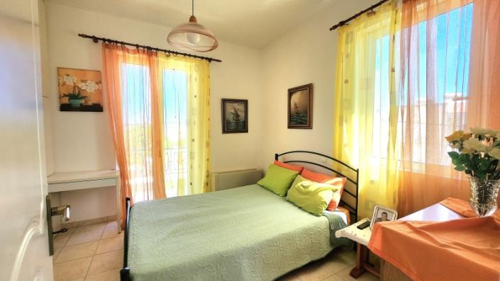 Image No.19-4 Bed House for sale